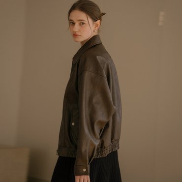 틸아이다이 Faux leather overfit jumper_Dark Brown
