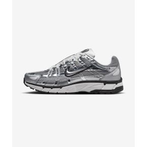 매장정품 나이키 NIKE P-6000 M - 메탈릭 실버 세일 블랙 메탈릭 실버 CN0149-001 1589563