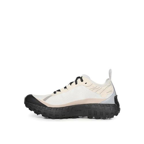 노르다 스니커즈 NR001AMCIND White