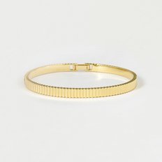 ridged bangle bracelet