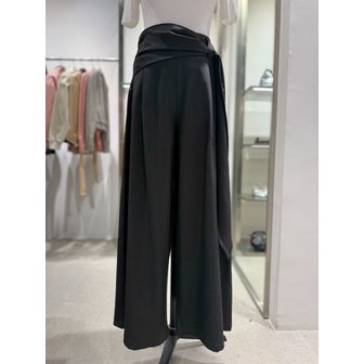 에고이스트 [여주점] 제원단 끈 와이드 팬츠 ES2BX001