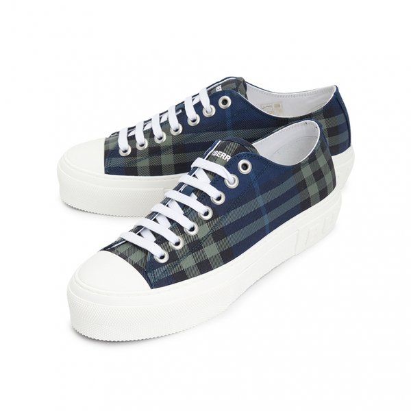 [부산점] 체크 남성 스니커즈 8119161