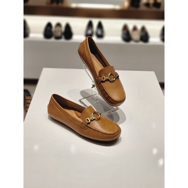 [부산점] 여성 체인 포인트 새미 캐주얼 로퍼sbflf05050