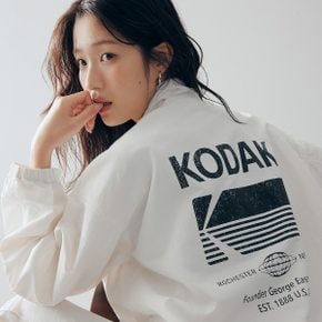 [공식]에센셜 빅로고 스탠넥 자켓 IVORY