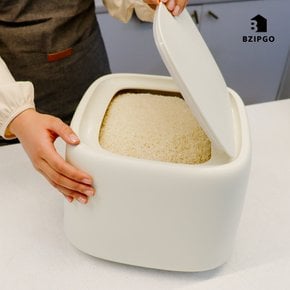 비집고 인테리어 쌀통 10kg 계량컵 잡곡통 애견 사료보관
