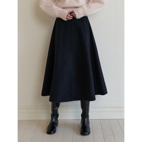 Noel flare skirt (black)