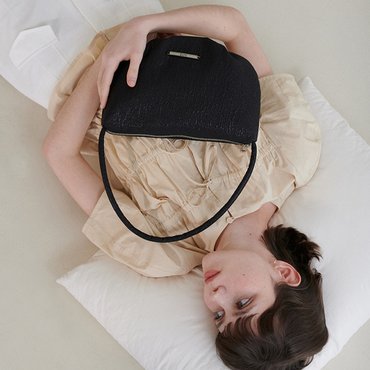 레이브 Bloom in Black UF4SB050-10