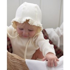 babe frill bonnet - vanila