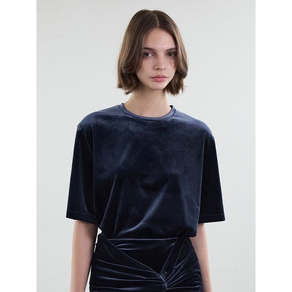 벨벳 하프 티셔츠
