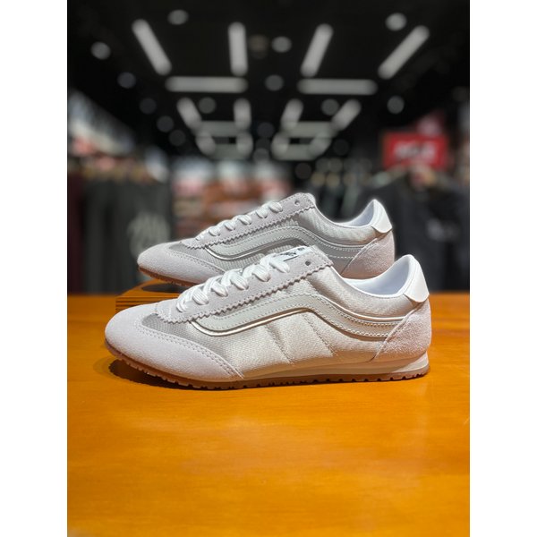 [시흥점] 남녀공용 스니커즈 슈퍼 로우프로 (실버)(VN000D83EZO)