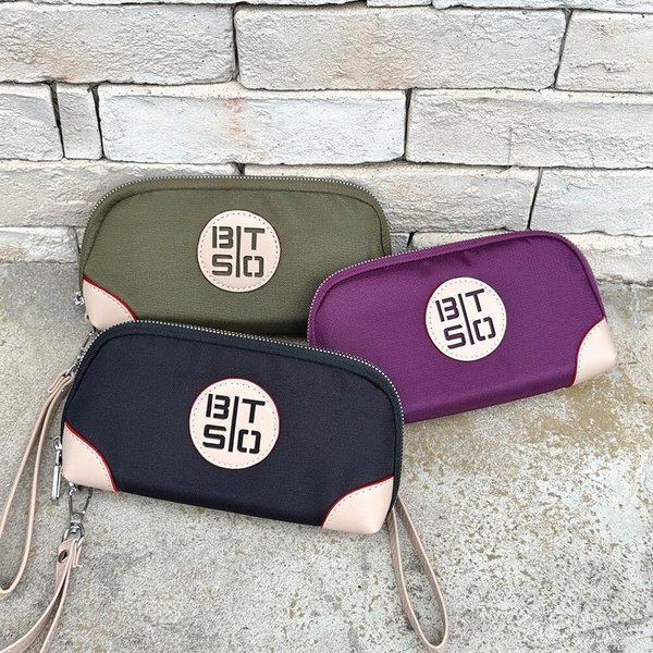 [옷자락] 여성 캐주얼 레터링 컬러 배색 수납 파우치