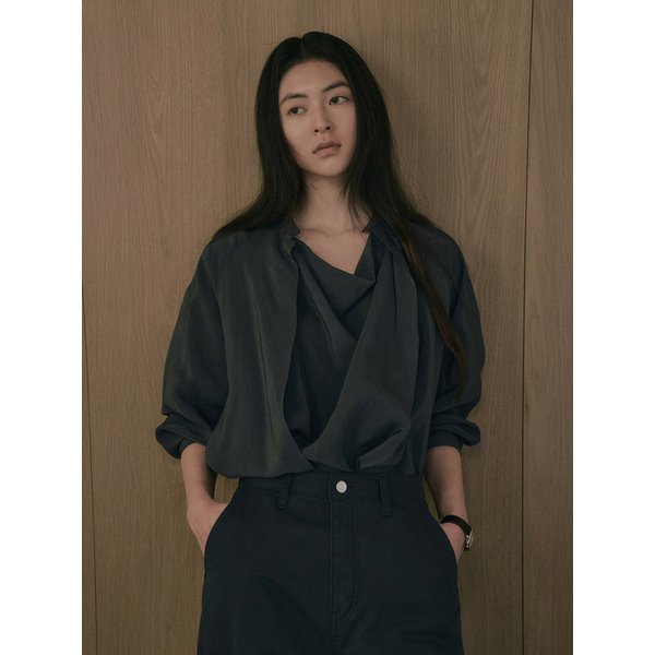 SHINNA DRAPED BLOUSE_CHARCOAL