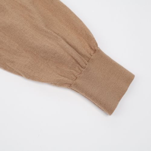 https://image-cdn.trenbe.com/resale-product-photo/893619/1792668427284-36fa85c1-78f7-4a6b-99f1-c8d2351baedb.jpg