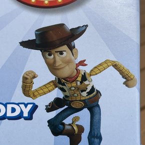 완성품 우디 Woody 프라모델 피규어 토이스토리4