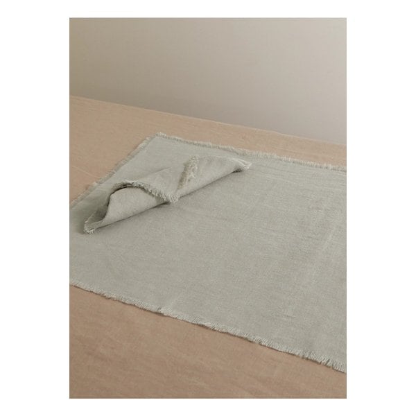 브루넬로쿠치넬리 프레이드 리넨 플레이스매트 라이트 그레이 1647597288658701