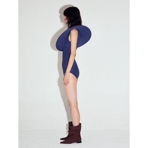 Diagonal pop-up swimsuit