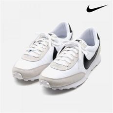 [매장정품] 나이키 NIKE 데이브레이크 남성 데일리 러닝화 CK2351-111