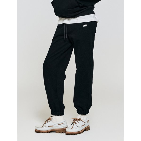 [여주점] ESSENTIAL BOX LOGO JOGGER