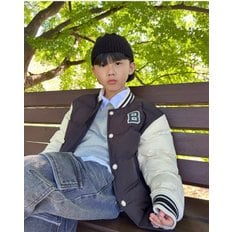 블랙야크키즈 항공점퍼 스타일의 오버핏 구스 다운자켓[BKS프리덤바시티다운자켓OV3] 정상가 249,000원