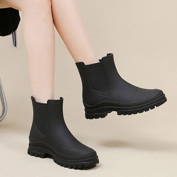 [옷자락] 여성 여름 방수 미끄럼 방지 청키솔 단색 숏 레인부츠