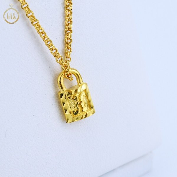 [가앤] 24k순금 행운이니셜자물쇠 양면 목걸이 메달 펜던트 3.75g