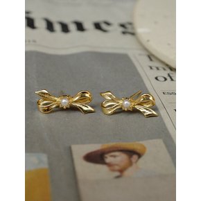 Ribbon Earring