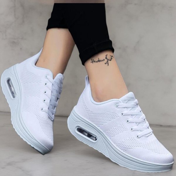 [옷자락] 여자 에어 레이스업 키높이 위빙 운동화