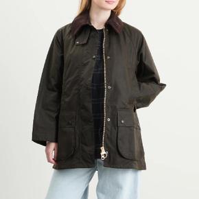 여성 Barbour Beaufort Wax Jacket Olive & Classic