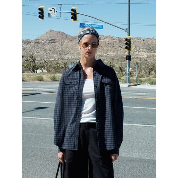 SHOOFL OVER FIT CHECK SHIRT [CHARCOAL]