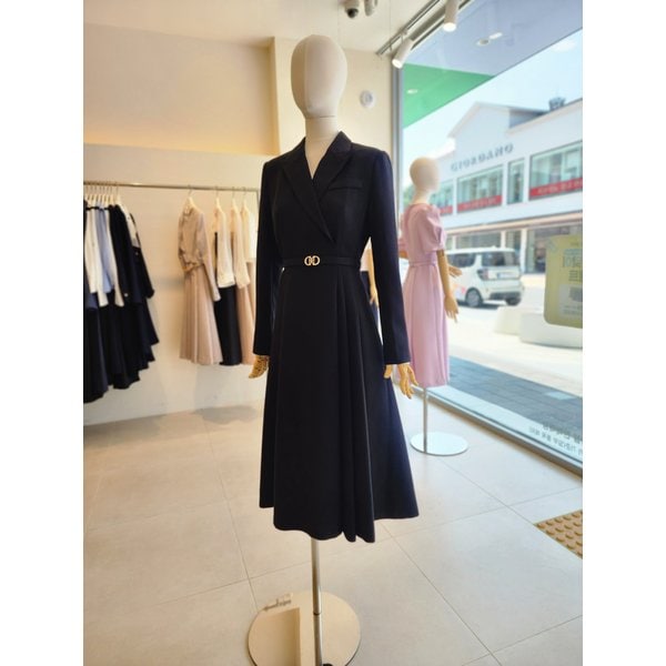 [여주점] [JJ 지고트] 여성 피크드 라펠 플레어 원피스GRAM0OP961