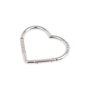 SS26 공용 하트 카라비너 HM31GD089 SILVER