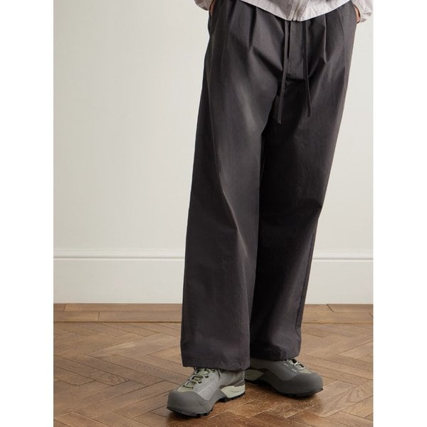 히다 러버 트림 코듀라 하이킹 스니커즈 46376663163005024