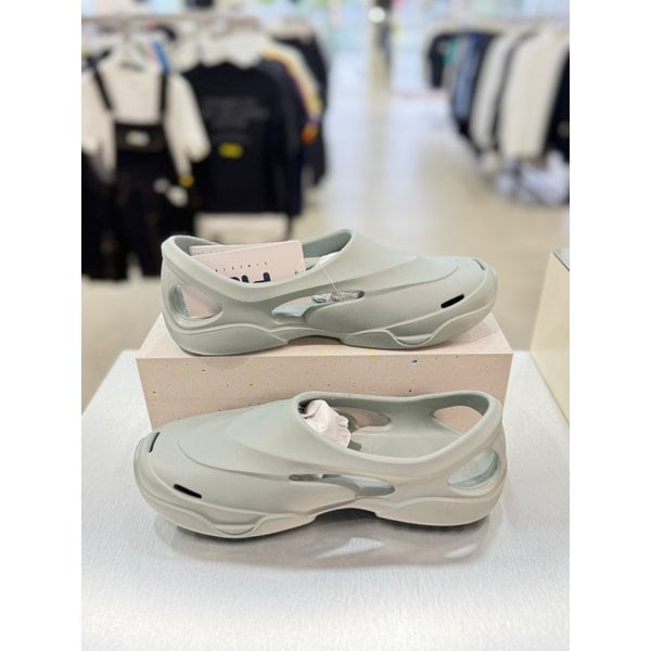 [여주점] 1SM02607G 400 FILA  SLEEK CLOG  슬릭  클로즈 여성운동화