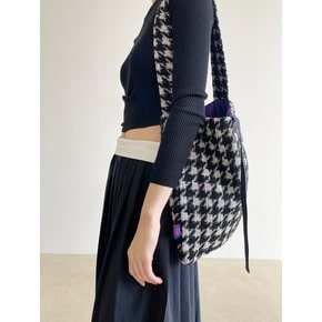 Tweed padding shoulder bag/ black