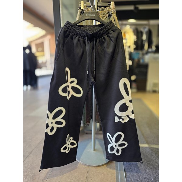 [시흥점] 남여공용 데이지꽃 스프레이 스트링팬츠(블랙)JGZK80910BK