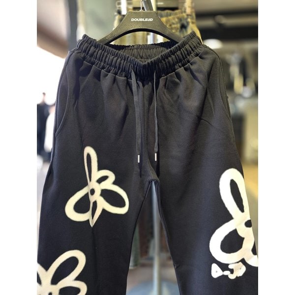 [시흥점] 남여공용 데이지꽃 스프레이 스트링팬츠(블랙)JGZK80910BK