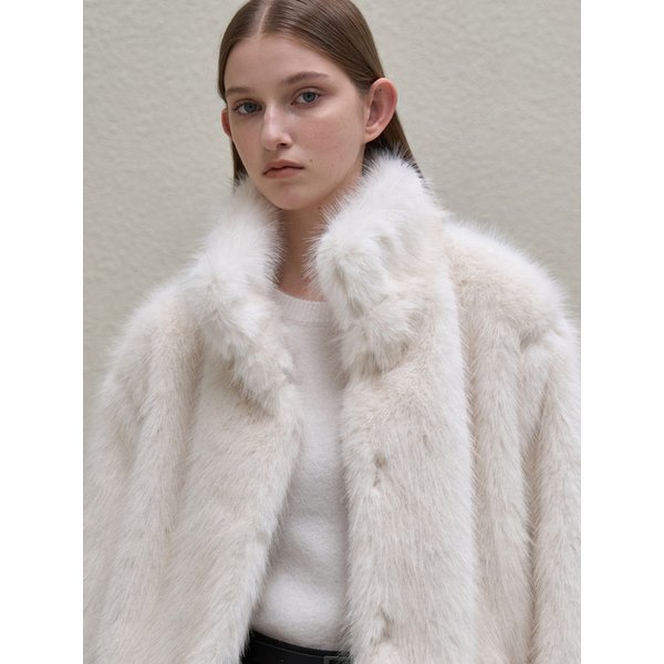 헤어리 하프 퍼 코트 아이보리 amr2204