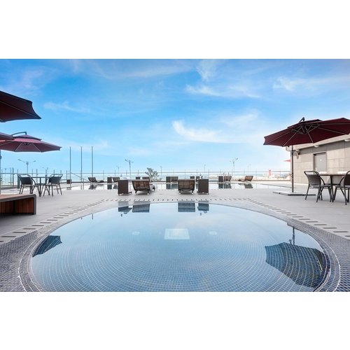 https://media.eoding.com/media/travelagent/663/imagecontent/리젠트마린_수영장2.jpg
