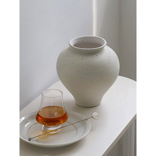 확대된 대표 Main Image