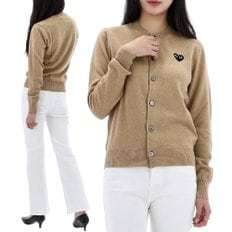 국내배송 24FW 꼼데가르송 블랙 하트 와펜 가디건 AXN023 BEIGE