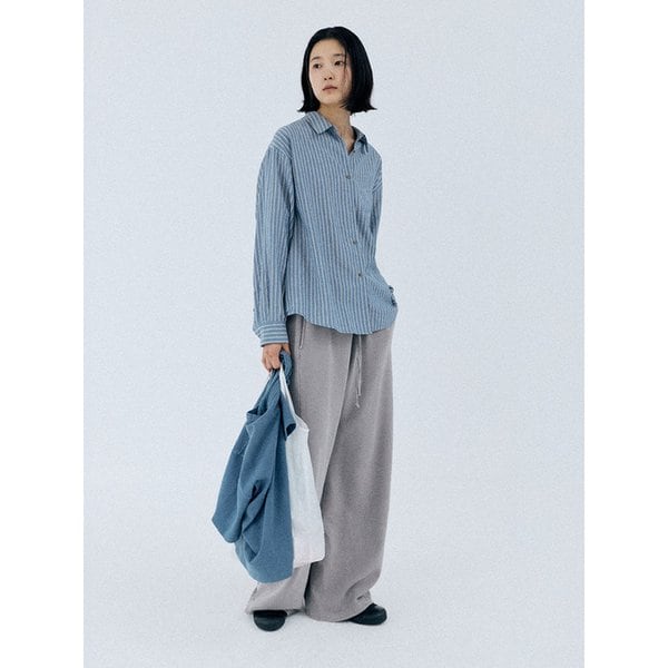 meets string pants (gray)