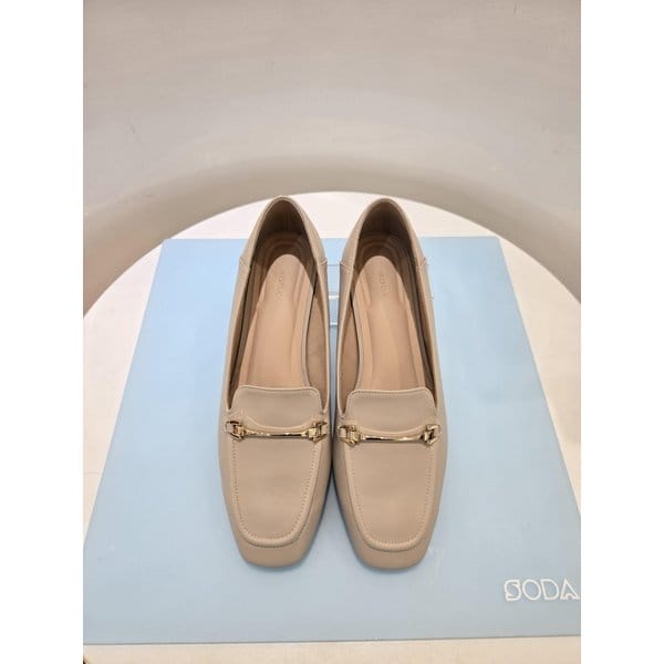 [시흥점] 여성 금장장식 로퍼 단화 (FLS507)