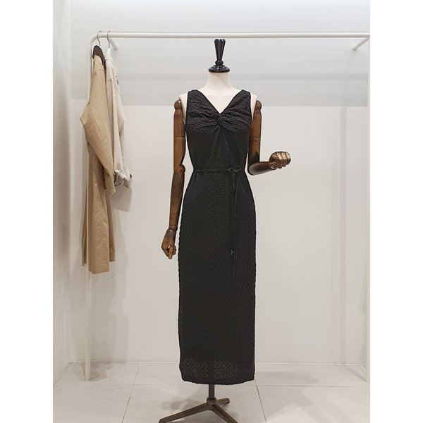 [파주점] 쥬크 주크 프론트 꼬임 민소매 원피스 V262MSE942