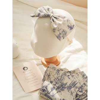 아림클로젯 루브르에서도 돋보이는 - 길이조절 헤어밴드