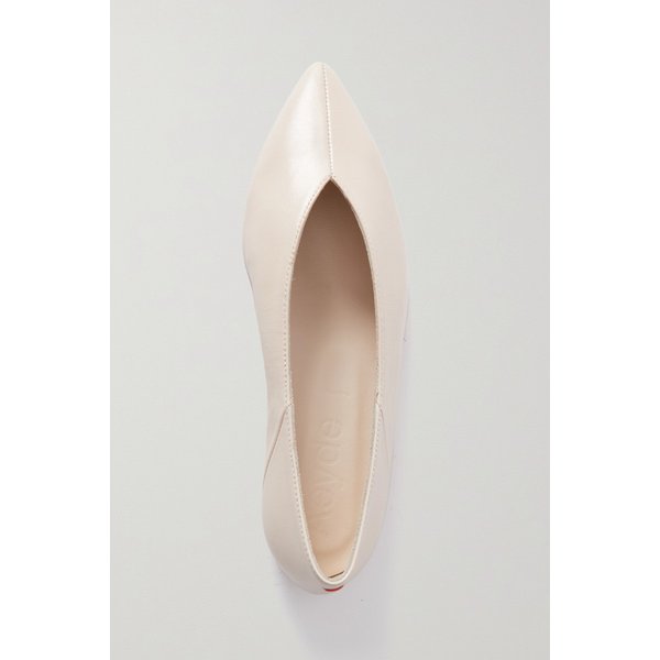 Moa Leather Point-toe Flats 크림