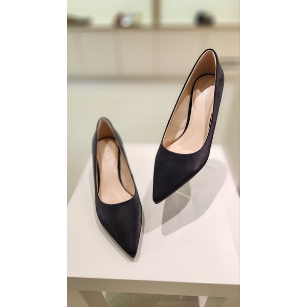 [여주점] 바바라 데일리 소가죽 스틸레토  펌프스 힐 2컬러 BBJ229