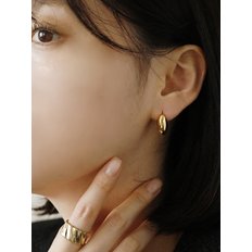 Bell Bold Earring 벨 볼드 귀걸이