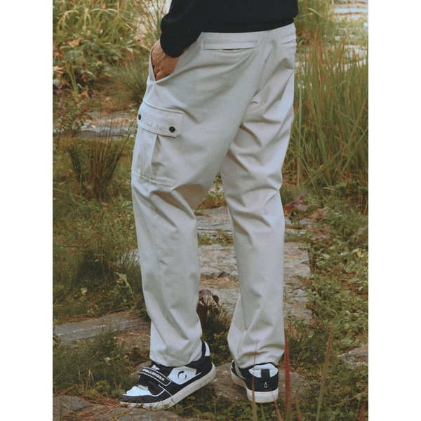 남성 나일론스판 세미와이드핏 카고팬츠 크림