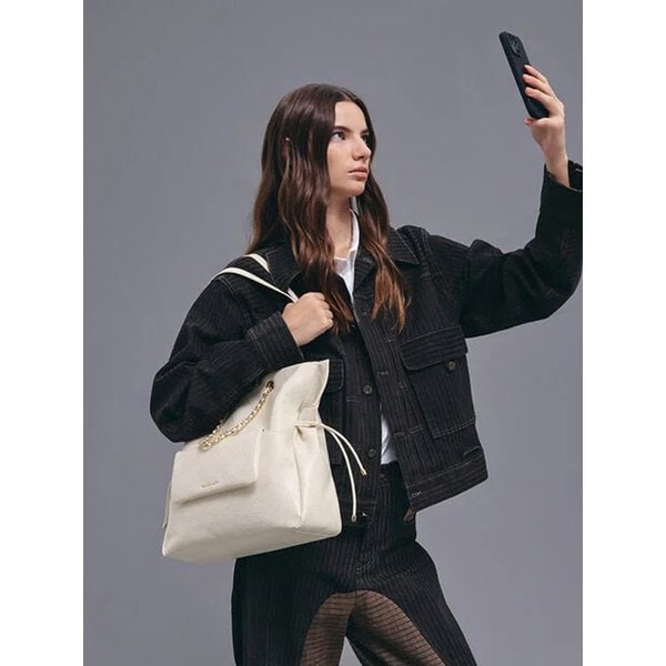 듀오 퀼티드 브레이디드 스트랩 드로스트링 투웨이 백팩 2colorrs CK2-30782756