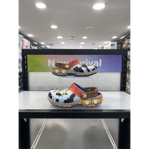 토이 스토리 우디 클래식 클로그 키즈_P359061032